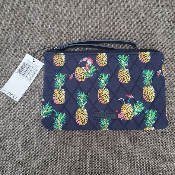 Vera Bradley Escapade Wristlet in Toucan Party NWT - Picture 2 of 11